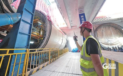 全國(guó)工程建設(shè)領(lǐng)域質(zhì)量月開(kāi)放體驗(yàn)日首站走進(jìn)青島地鐵建筑工程